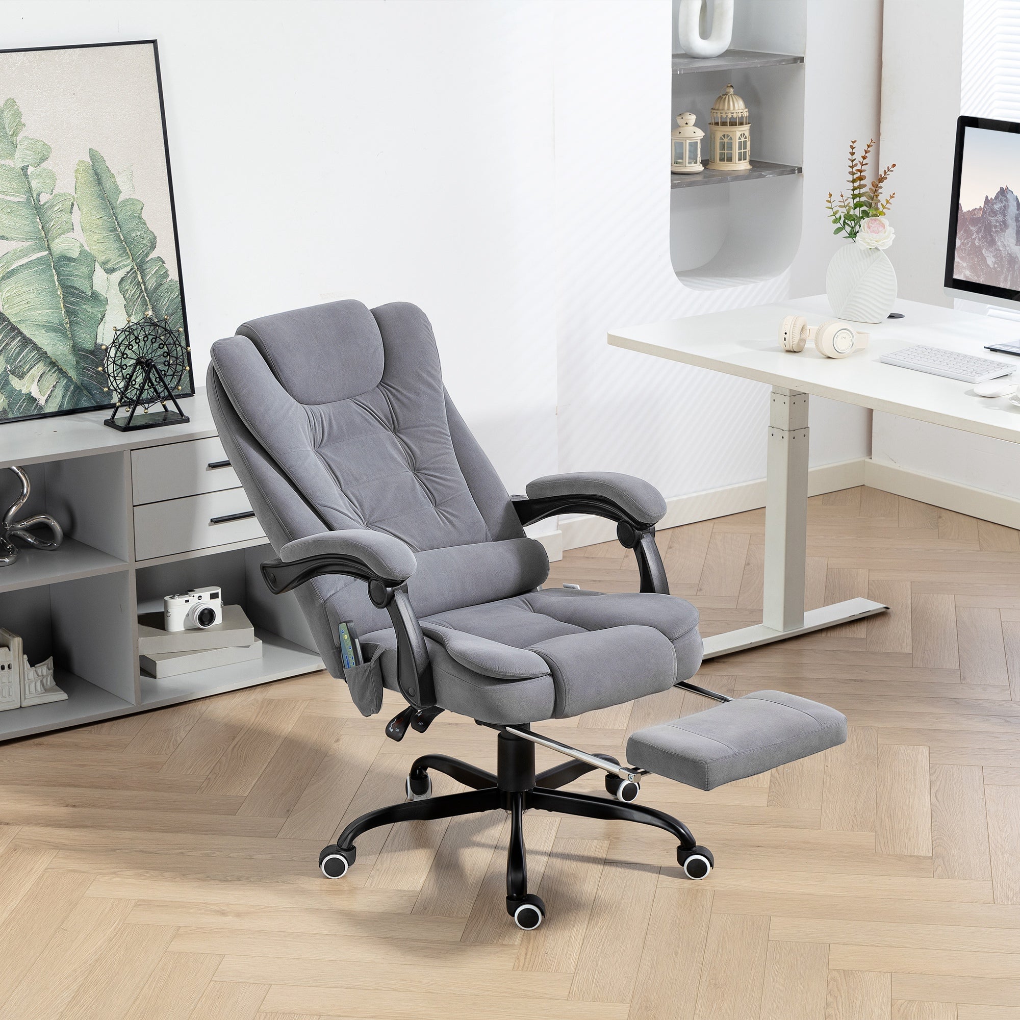 7-Point Vibrating Massage Chair, Reclining Office Chair with Footrest, Reclining Back, Adjustable Height, Grey