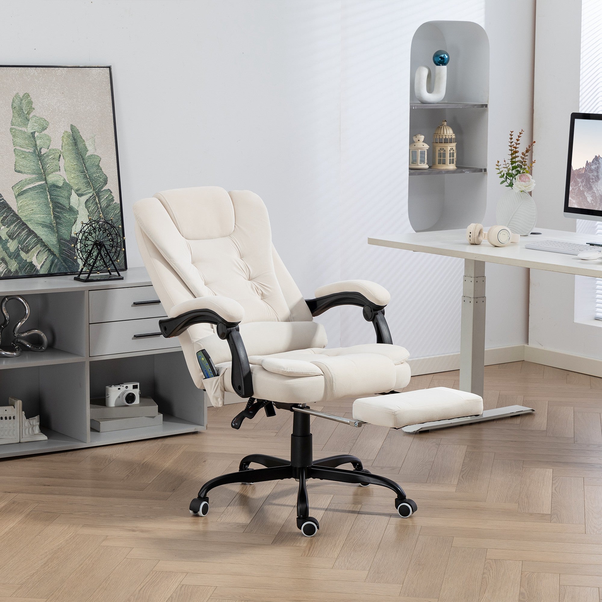 7-Point Vibrating Massage Chair, Reclining Office Chair with Footrest, Reclining Back, Adjustable Height, Beige